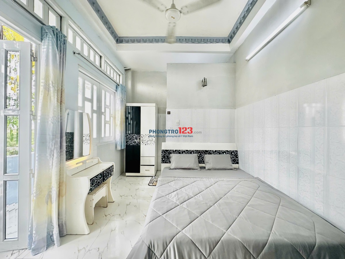 PHÒNG TRỌ XỊN – FULL NỘI THẤT – NGAY CHỢ BÌNH ĐIỀN – CÁCH UEH, VHU CHỈ 3 PHÚT CHẠY XE!