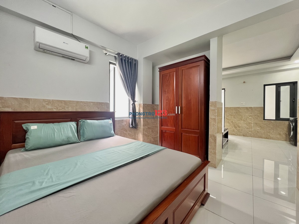 Căn hộ 30m2 bancol mới xây 1 phòng khách, 1 phòng ngủ riêng Huỳnh Tấn Phát, Q7. Nội thất gỗ xịn