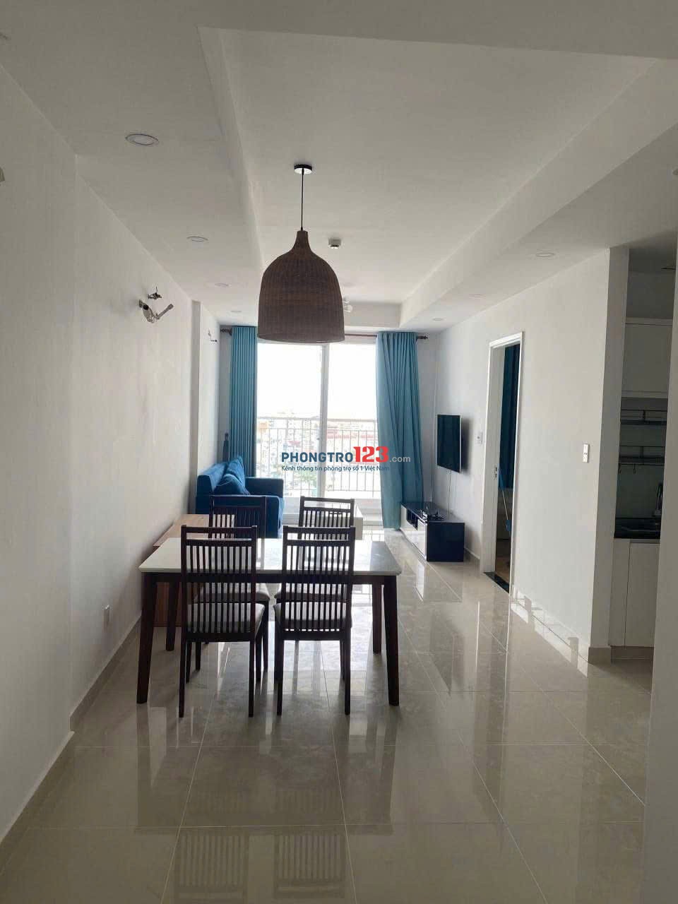 Chung cư Harmona,Trương Công Định, Tân Bình: 76m2, gồm 2 phòng ngủ, giá 11tr/th