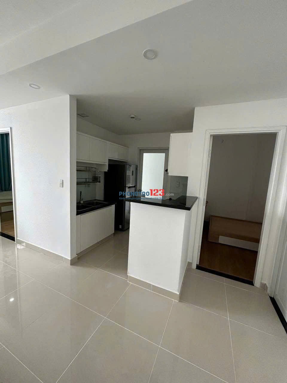 Chung cư Harmona,Trương Công Định, Tân Bình: 76m2, gồm 2 phòng ngủ, giá 11tr/th