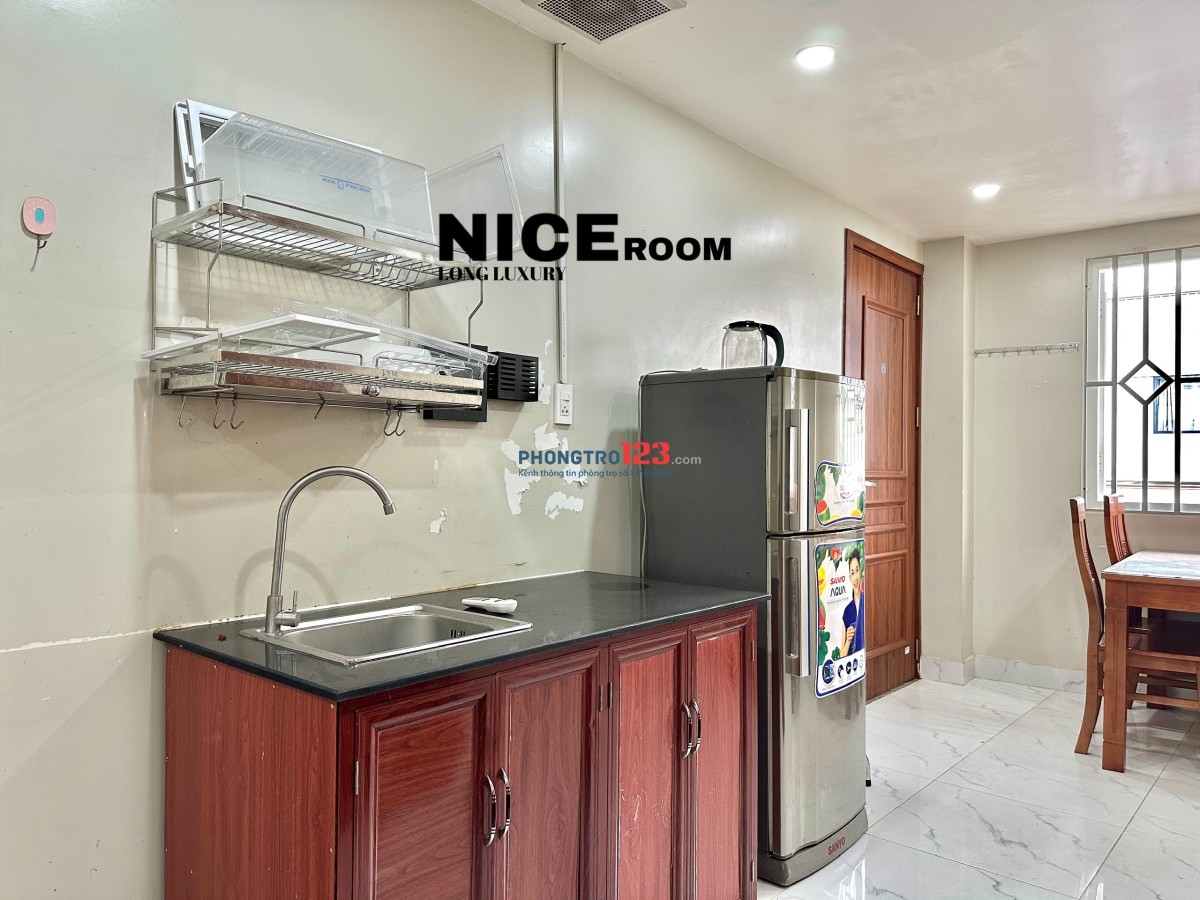 Phòng Cho Thuê Ban Công - Full Nội Thất giá chỉ 5trX gần ngay Cầu Bình Lợi