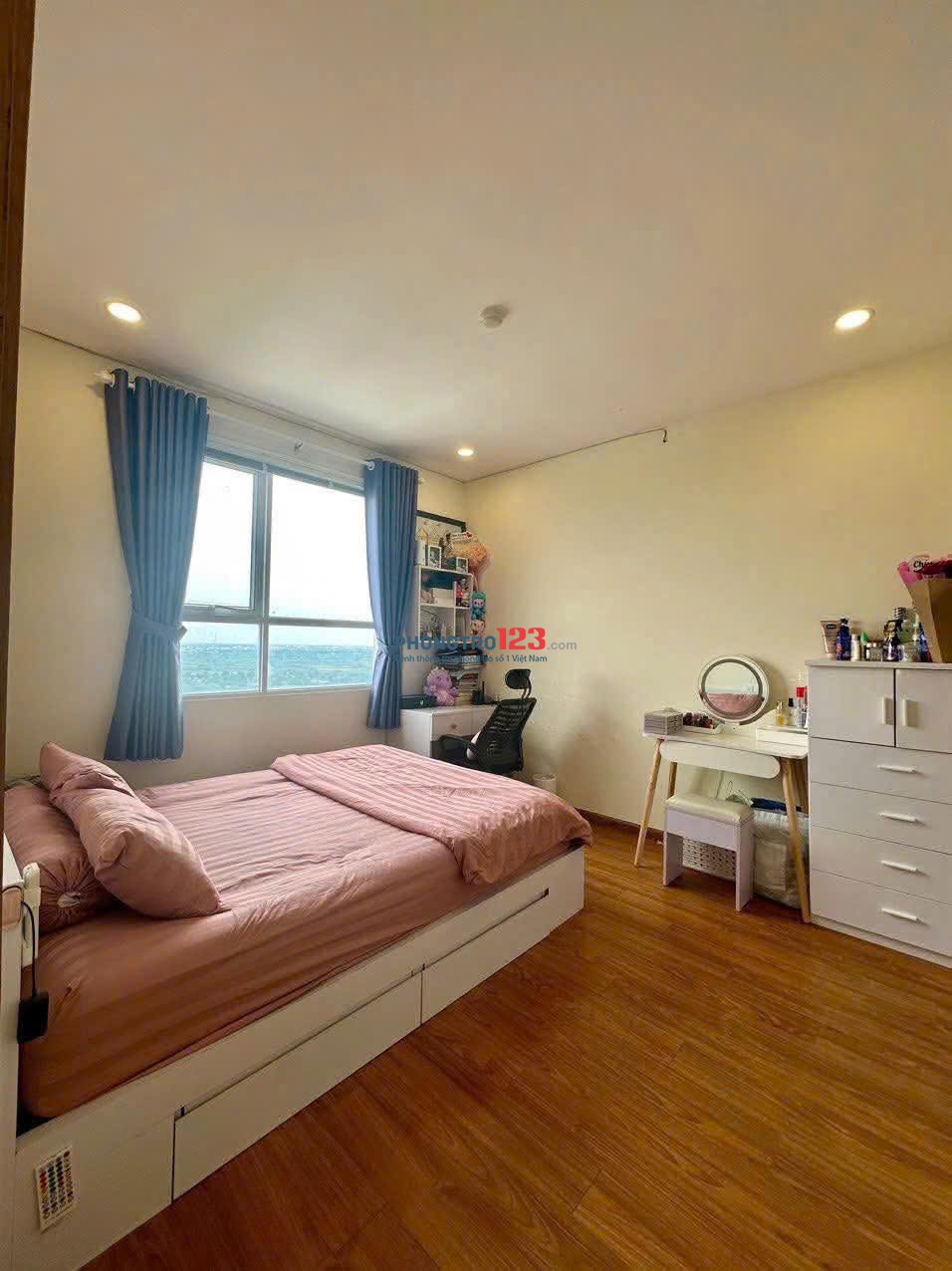 Cho thuê chung cư Bàu Cát, Hồng Lạc, TB, 2p ngủ rộng, 2wc - 80m2 - 10tr5