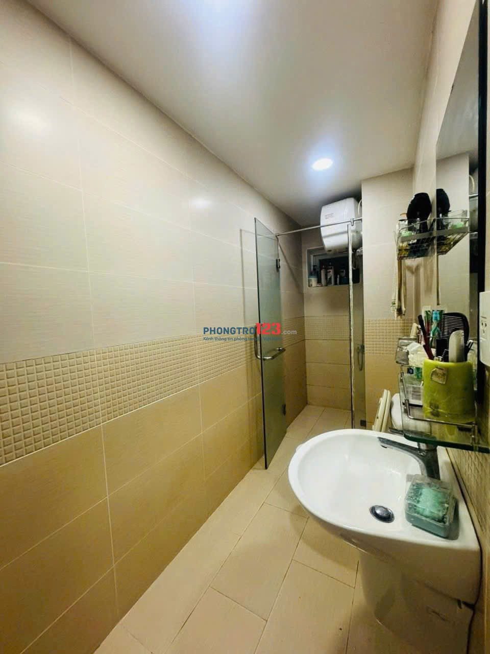 Chung cư ACB, Ông Ích Khiêm - 110m2, 3PN, 15tr/tháng.