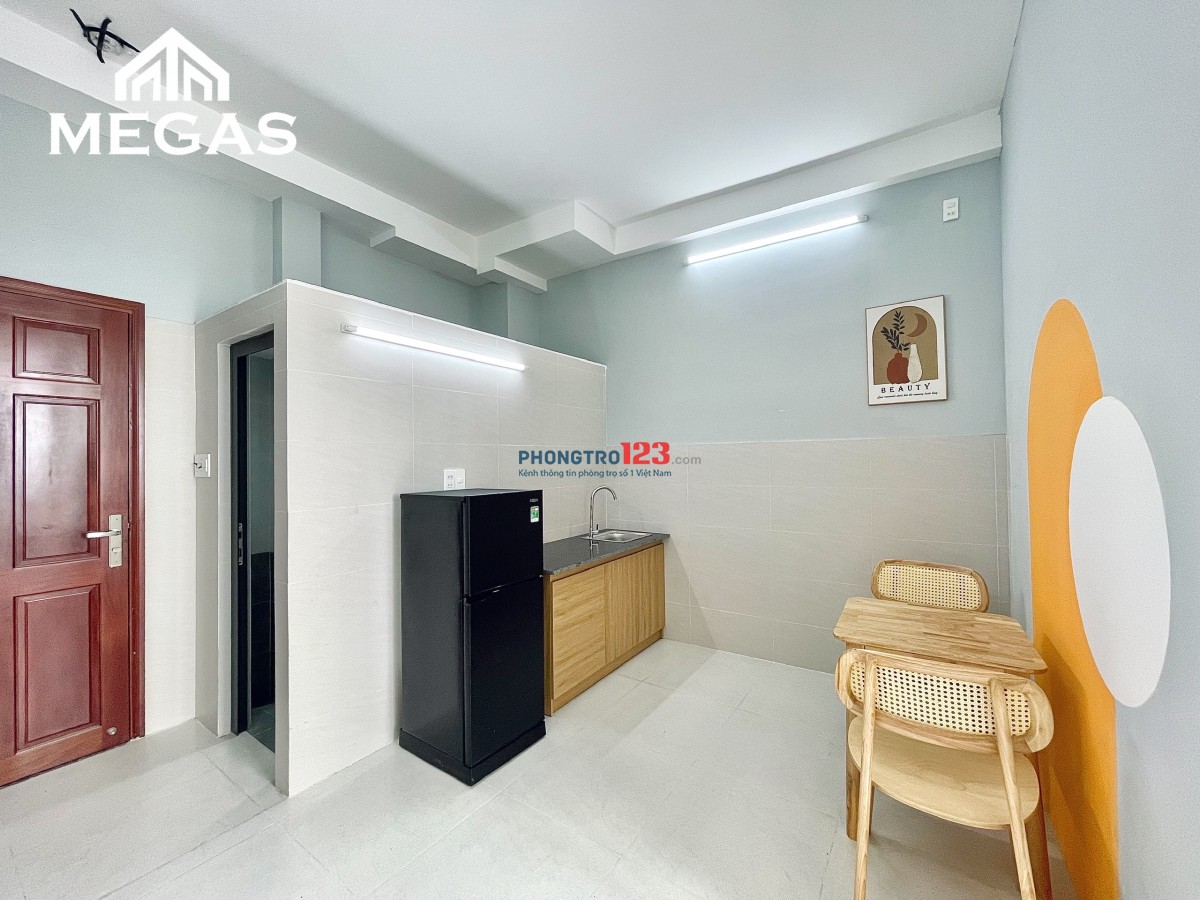 CHO THUÊ CĂN HỘ 1 PHÒNG NGỦ TÁCH BẾP VÀ CÓ CỬA SỔ RỘNG THOÁNG