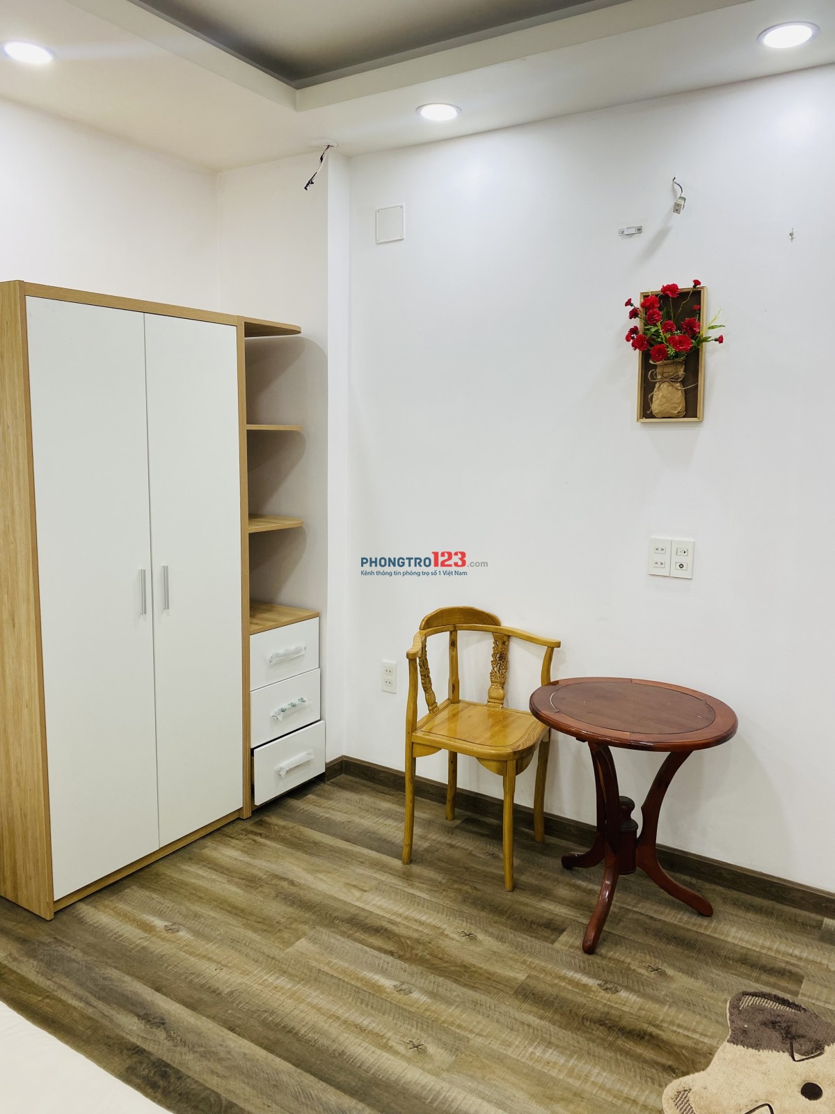 2 Phòng Ngủ, Thang máy, Phòng khách và bếp riêng biệt,ngay Thạch Lam và Văn Cao