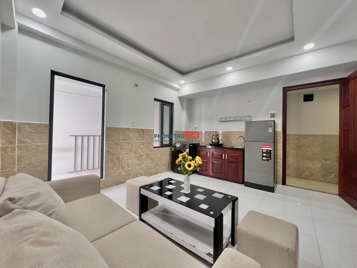 Căn hộ 30m2 bancol mới xây 1 phòng khách, 1 phòng ngủ riêng Huỳnh Tấn Phát, Q7. Nội thất gỗ xịn