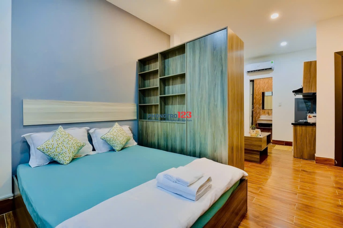 CĂN HỘ Studio full nội thất , tách bếp phù hợp 2-3 người ở