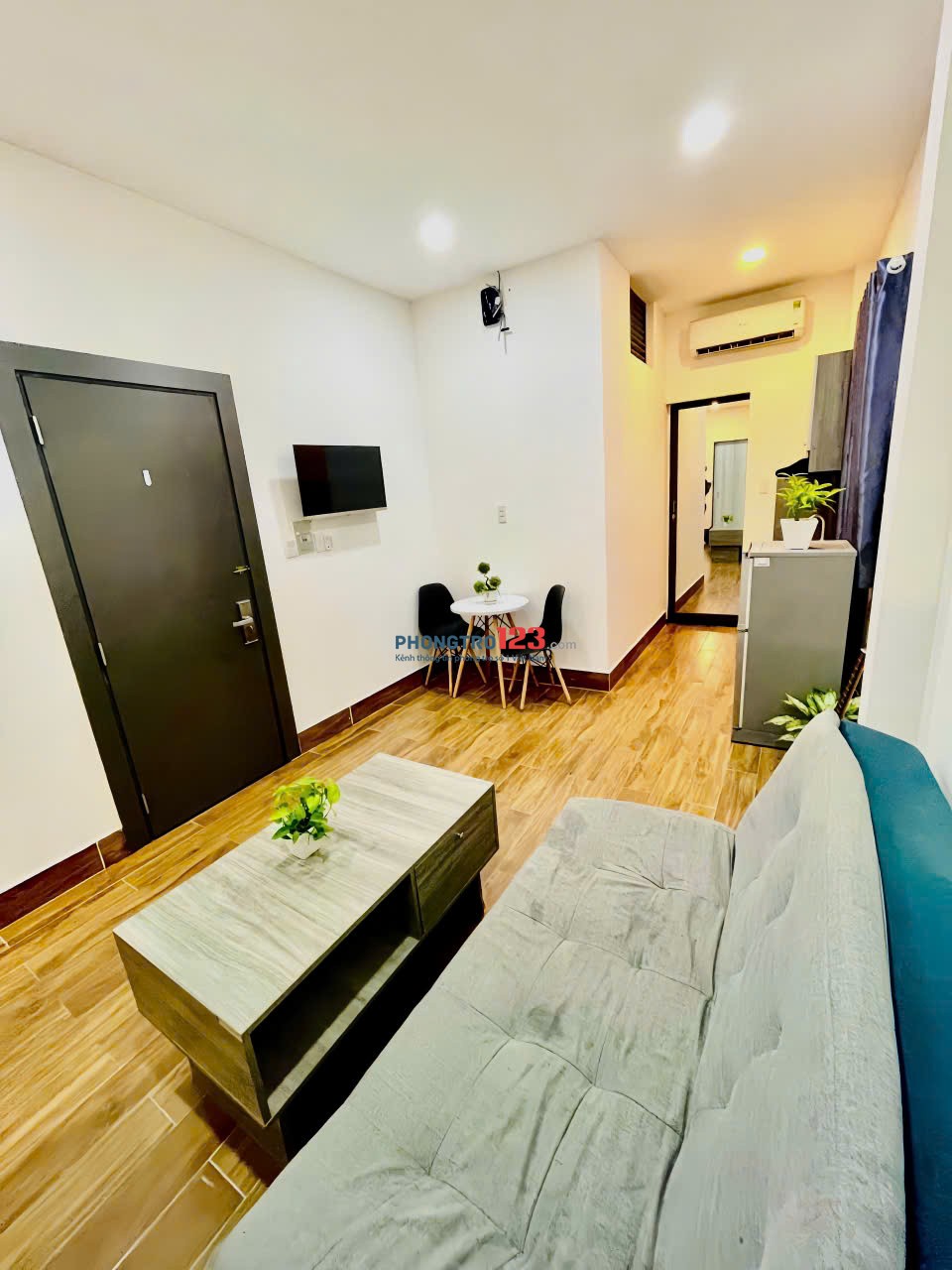 CĂN HỘ Studio full nội thất , tách bếp phù hợp 2-3 người ở
