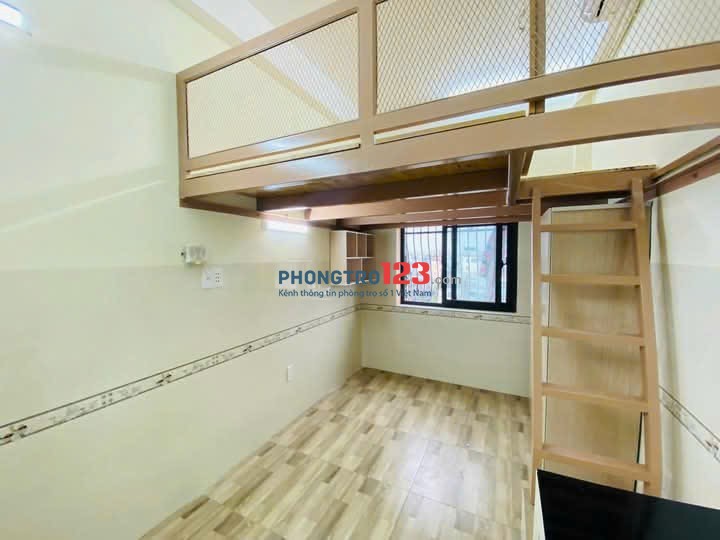 CHO THUÊ PHÒNG RỘNG 30m2 CÓ GÁC, CÓ MÁY LẠNH - TÂN PHÚ