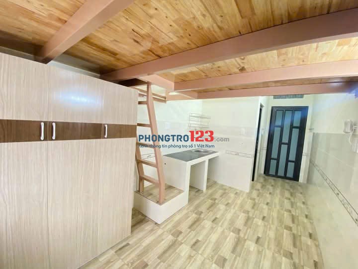 CHO THUÊ PHÒNG RỘNG 30m2 CÓ GÁC, CÓ MÁY LẠNH - TÂN PHÚ