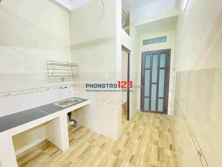 CHO THUÊ PHÒNG RỘNG 30m2 CÓ GÁC, CÓ MÁY LẠNH - TÂN PHÚ