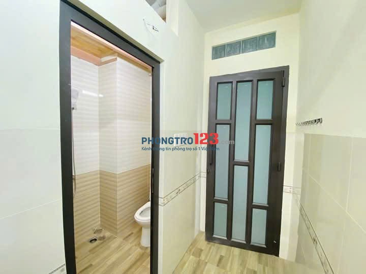 CHO THUÊ PHÒNG RỘNG 30m2 CÓ GÁC, CÓ MÁY LẠNH - TÂN PHÚ