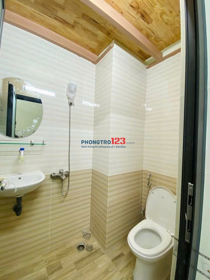 CHO THUÊ PHÒNG RỘNG 30m2 CÓ GÁC, CÓ MÁY LẠNH - TÂN PHÚ