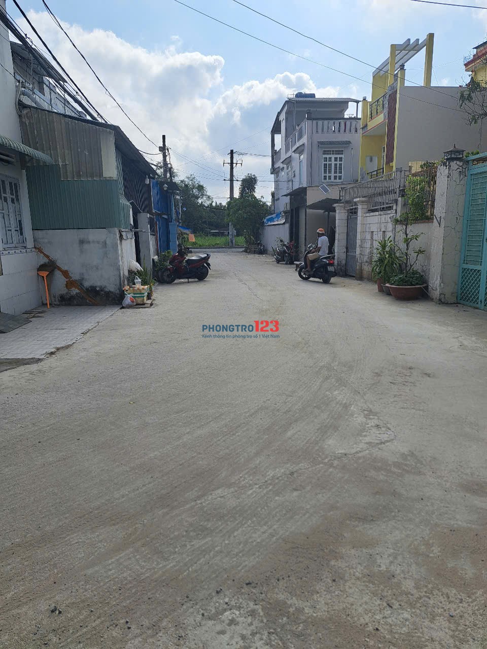 Nhà trọ mini, mặt tiền hẻm xe ô tô cho thuê tại Lê Văn Lương, Xã Nhơn Đức, Huyện Nhà Bè
