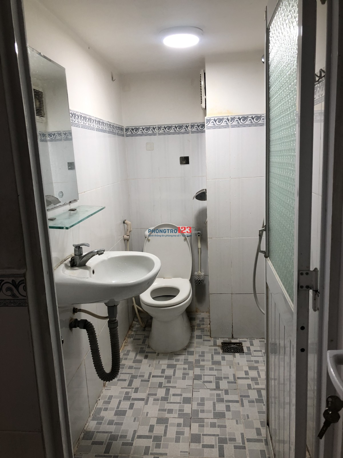 Phòng trọ hẻm Nguyễn Văn Đậu (Phường 5, Quận Phú Nhuận)