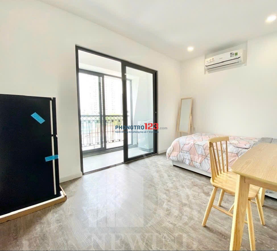STUDIO BAN CÔNG, TÁCH BẾP 35m2 gần KCX, Ecogreen, Khu Nam Long, Lý Phục Man
