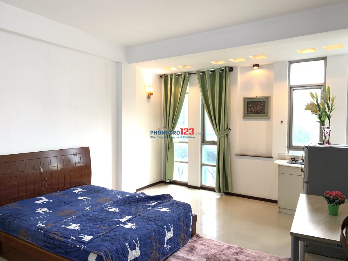 Căn Hộ Sang Trọng View Sông, Gần Cầu Nguyễn Tri Phương, Giờ Giấc Tự Do.
