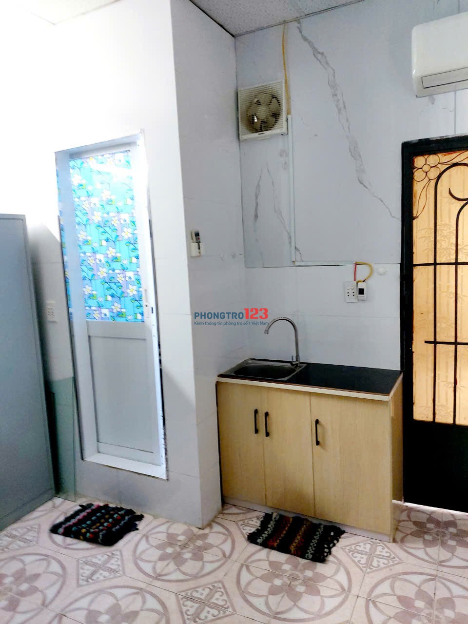 Phòng trọ sinh viên 75-12 Nguyễn Văn Cừ Quận 5 có máy lanh, PHÒNG 2 -STUDIO MINI