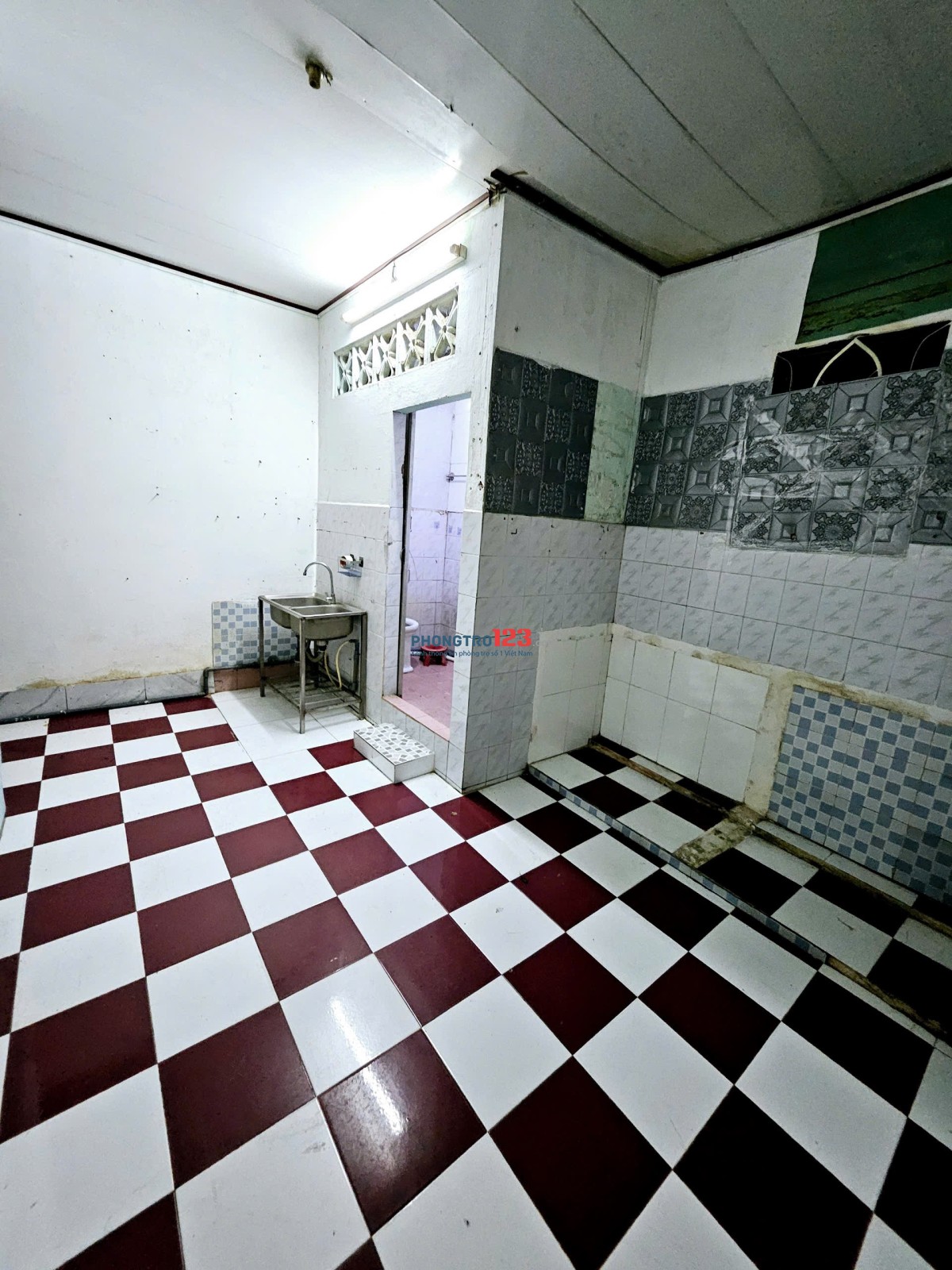 Cho thuê phòng giá rẻ Bạch Đằng p24 Bình Thạnh