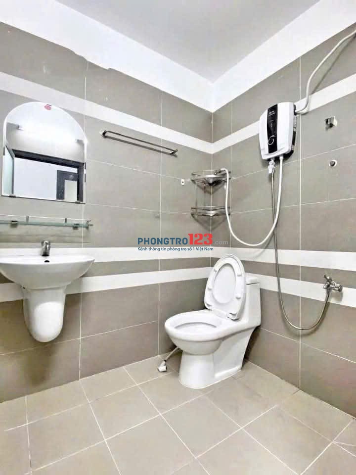 Phòng cho thuê phòng trọ gần Vòng Xoay Lăng Cha Cả, Tân Bình
