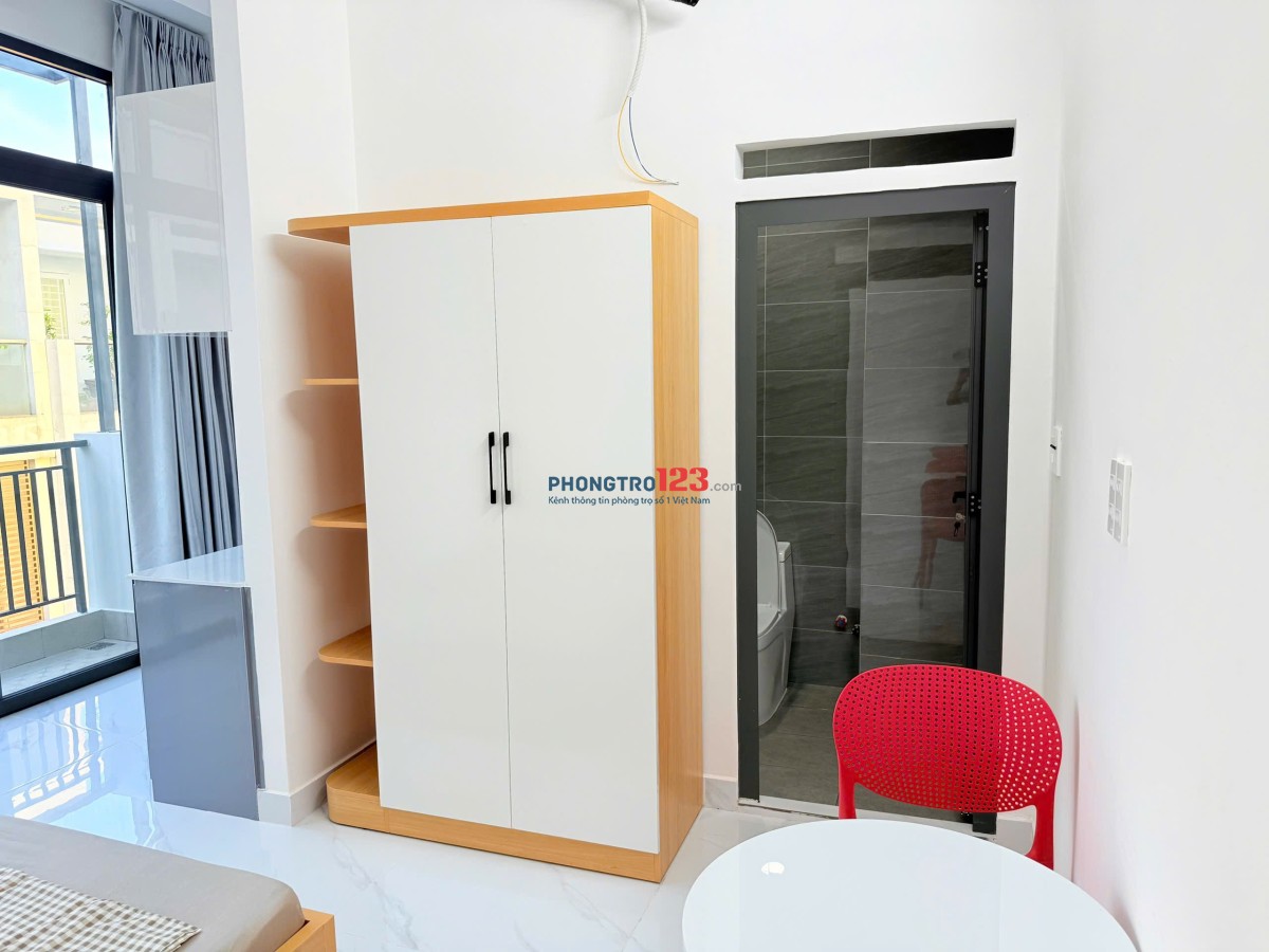Trống sẵn phòng ban công cho tháng 3 vào ở ngay chợ Tân Mỹ - sát Phú Mỹ Hưng Quận 7