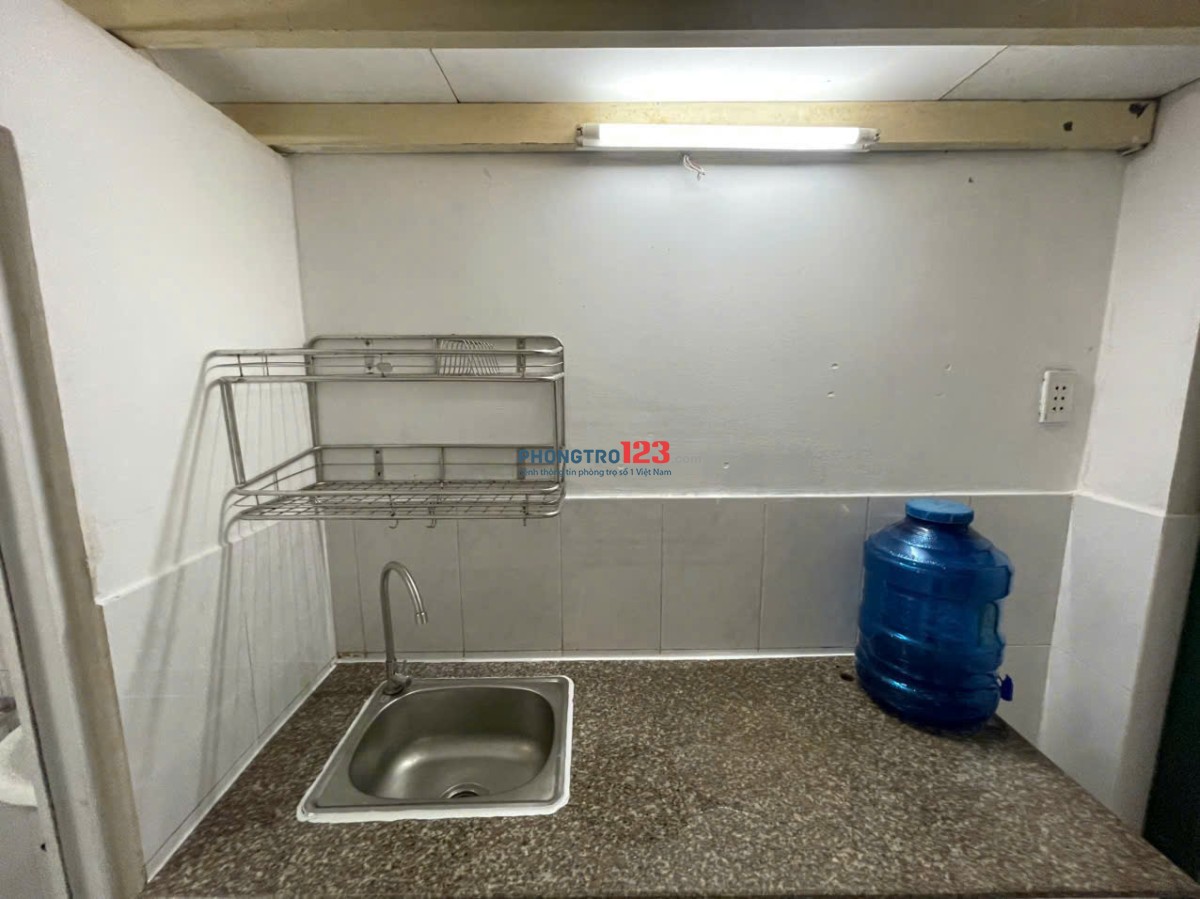 phòng có gác, không chung chủ, giờ giấc tự do, có camera an ninh, chỗ để xe an toàn
