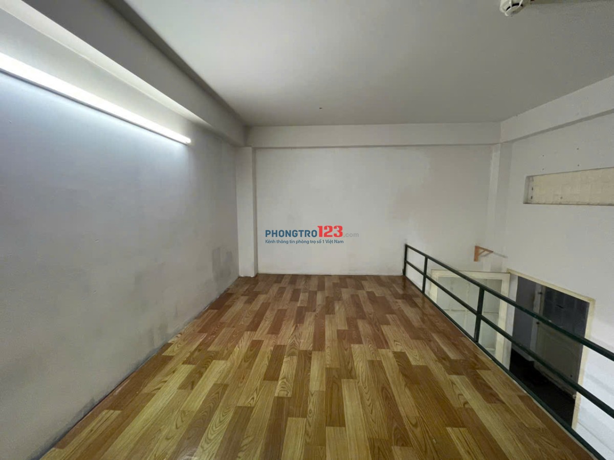 phòng có gác, không chung chủ, giờ giấc tự do, có camera an ninh, chỗ để xe an toàn