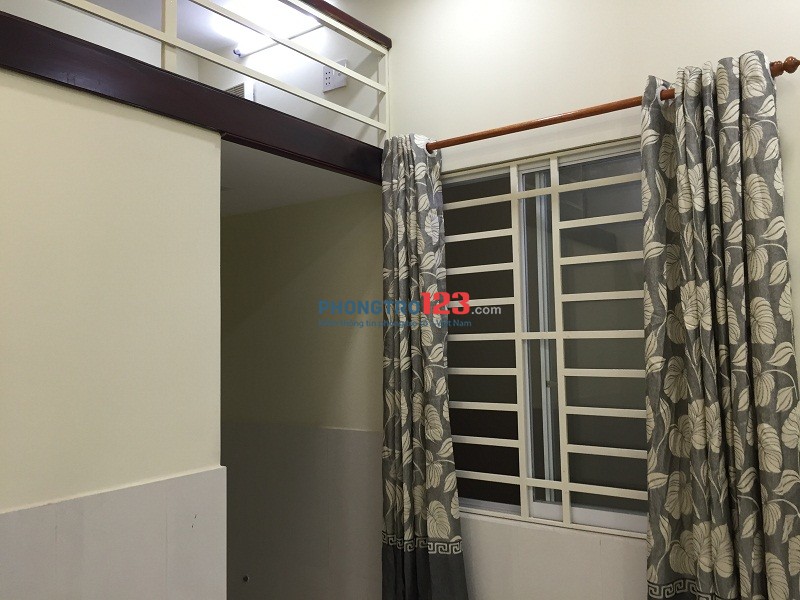 Phòng 18m2-3tr gác lửng, máy lạnh, toilet, bếp, thang máy ngay KCX Tân Thuận, Quận 7