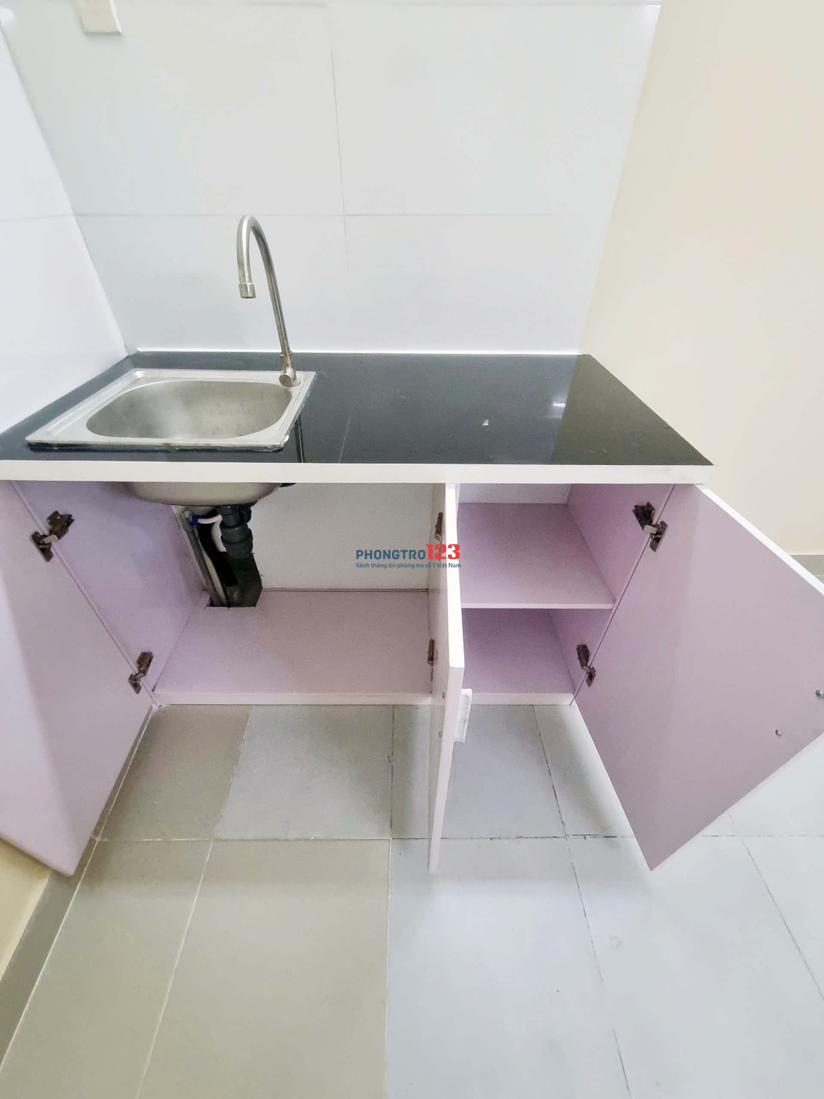 Phòng Tầng Trệt - Giá Rẻ (ngay cây xăng Lê Văn Sỹ -Trần Quang Diệu)