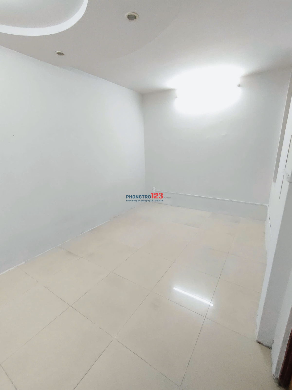 Phòng trống, wc riêng, đối diện Khu Đô Thị Cityland Gò Vấp
