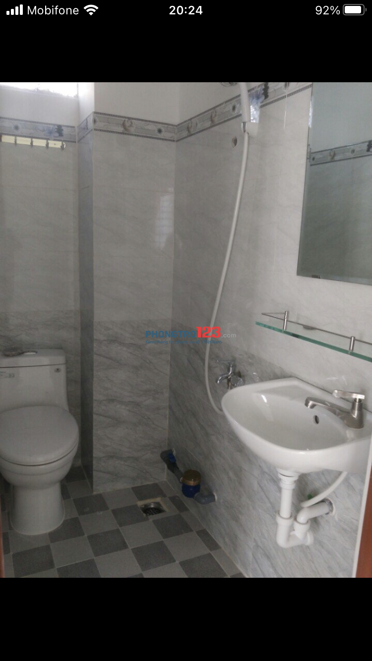 Cho thuê phòng trọ đủ nội thất giá rẻ chính chủ 154/8a đường Âu cơ gần vòng xoay Lê Đại Hành