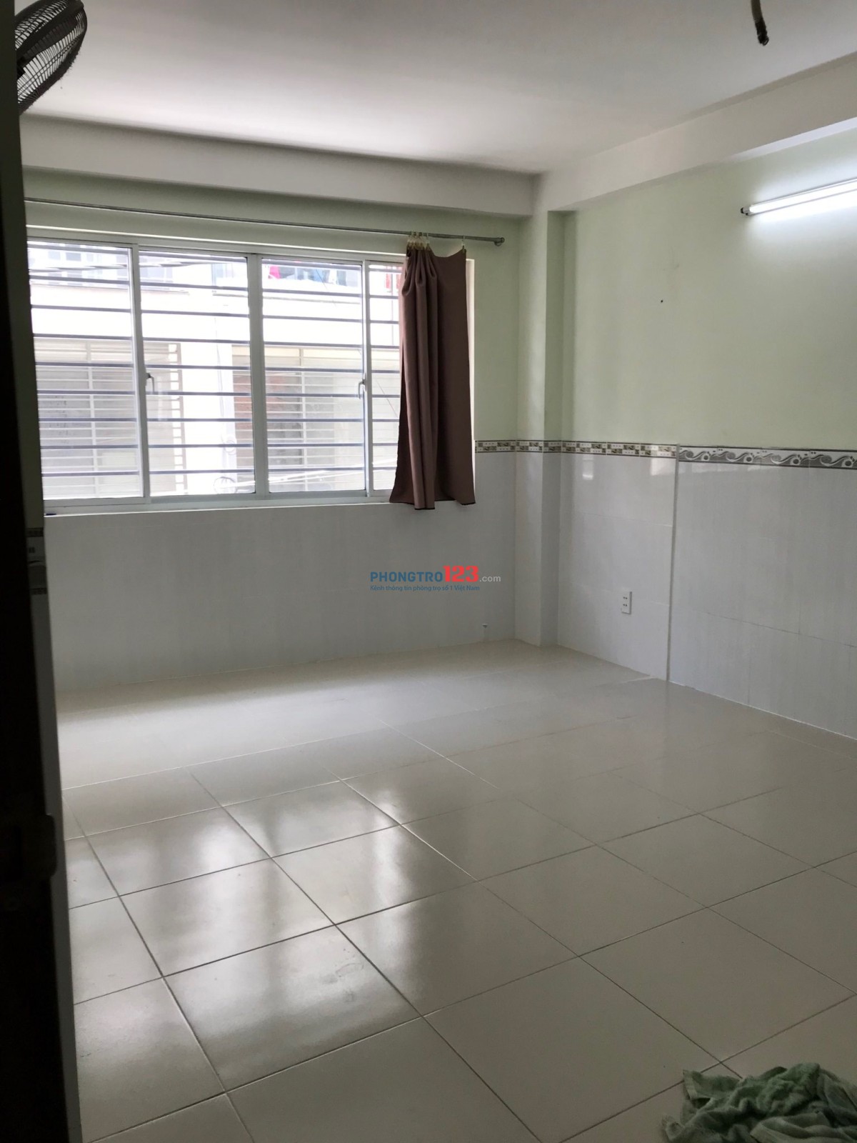 Cho thuê phòng trọ đủ nội thất giá rẻ chính chủ 154/8a đường Âu cơ gần vòng xoay Lê Đại Hành