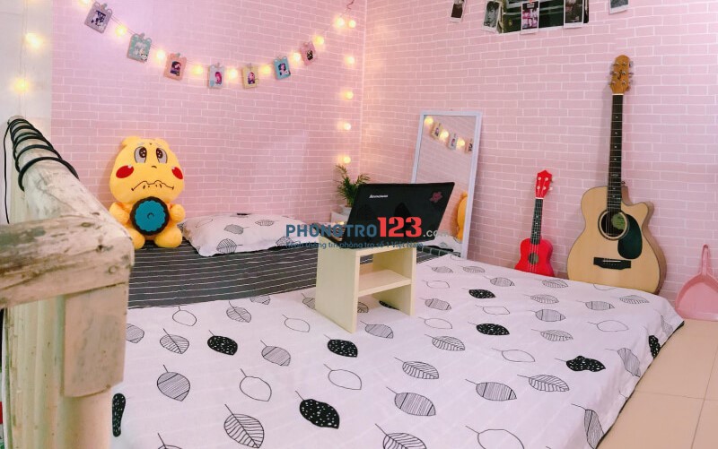 Phòng trọ giá rẻ ngay Trung Tâm Phú Nhuận, sẵn tiện ích máy giặt, máy lạnh, đi 3 phút ra quận 1