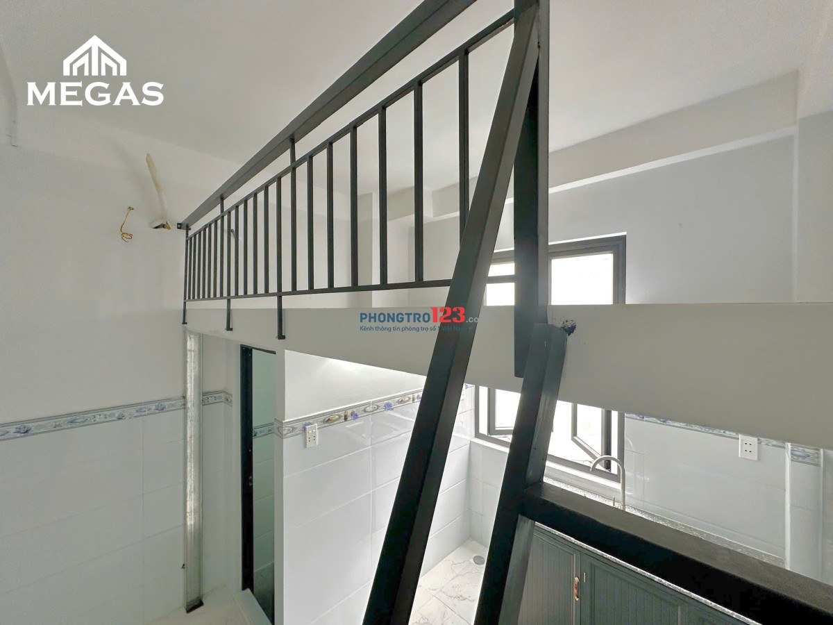 CHO THUÊ PHÒNG MỚI XÂY - GÁC CAO - RỘNG 30M2 NGAY QUANG TRUNG - CV LÀNG HOA