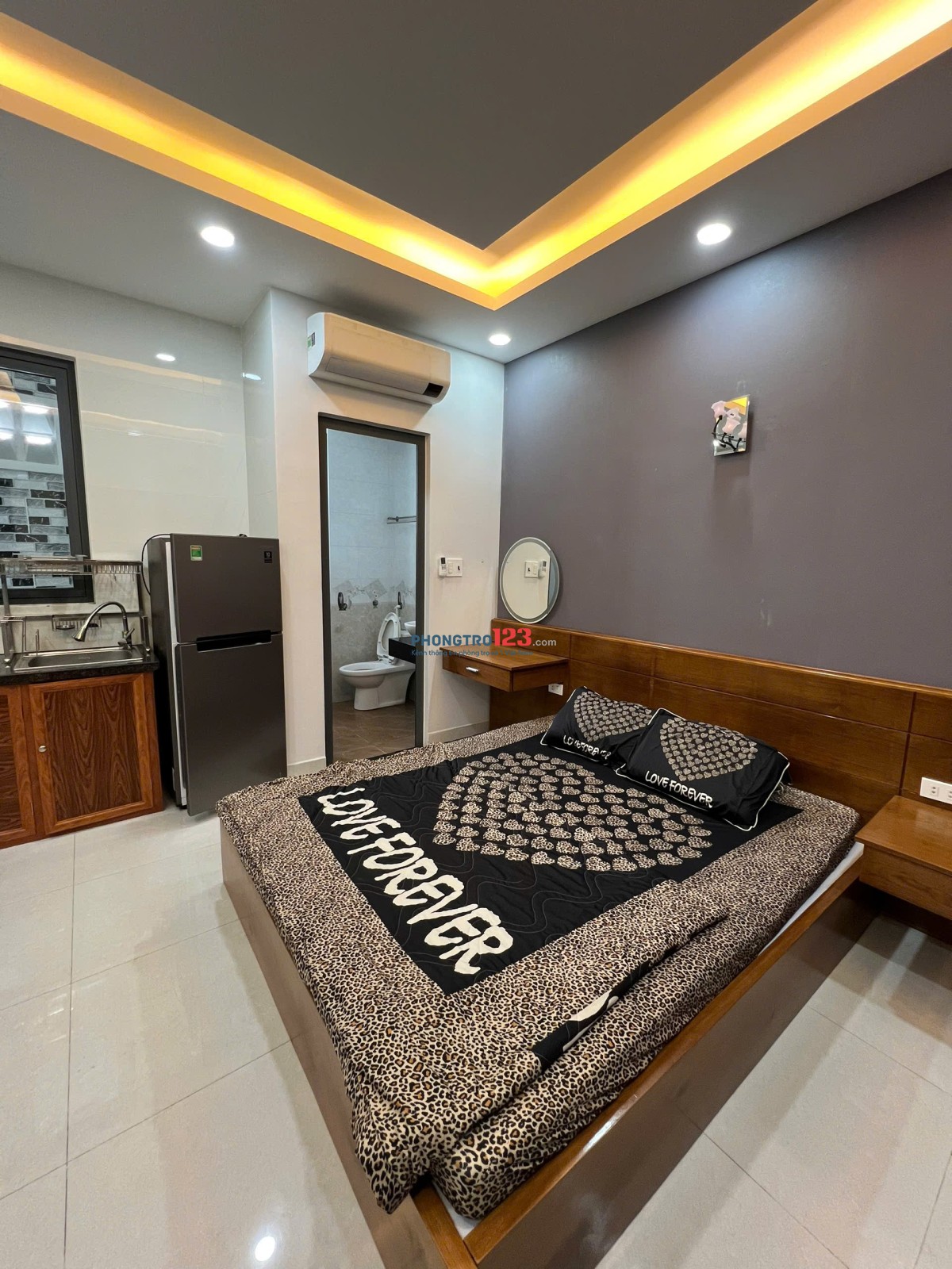 Căn Hộ Dịch Vụ - Máy Giặt Riêng, dọn phòng hàng tuần - Nơ Trang Long