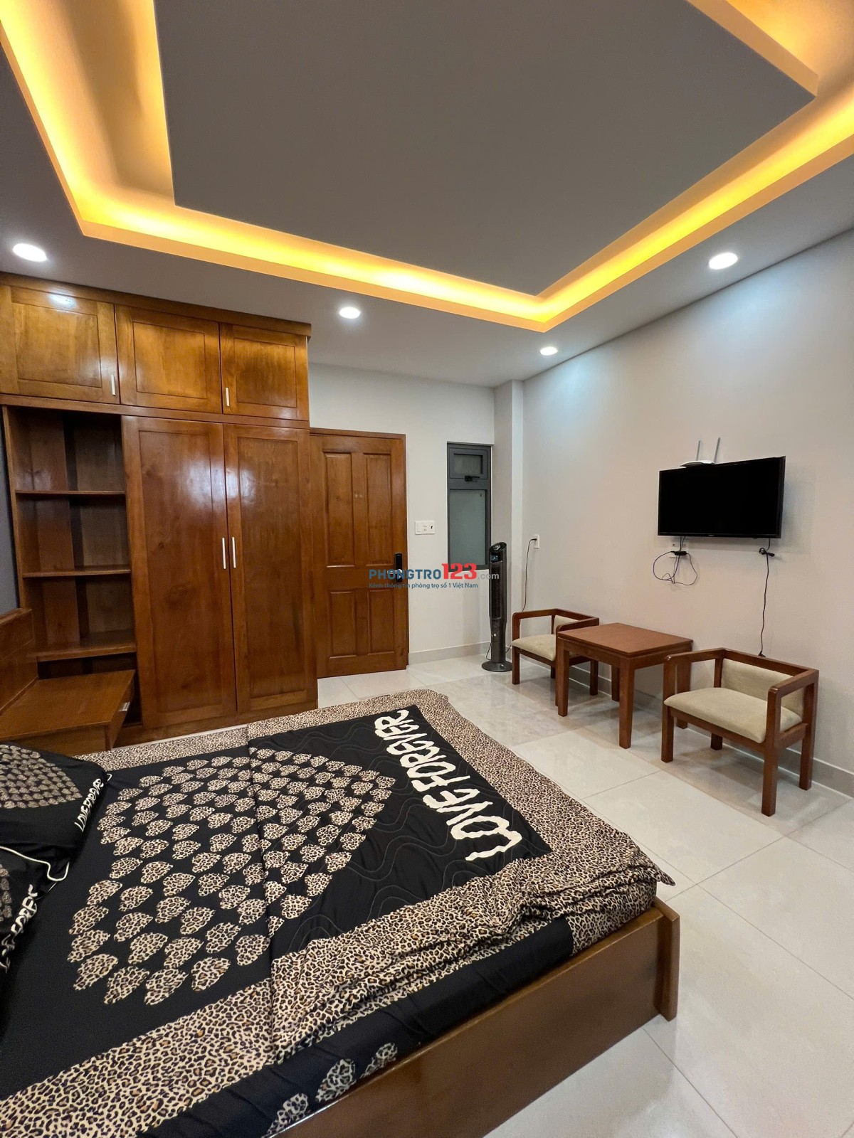Căn Hộ Dịch Vụ - Máy Giặt Riêng, dọn phòng hàng tuần - Nơ Trang Long