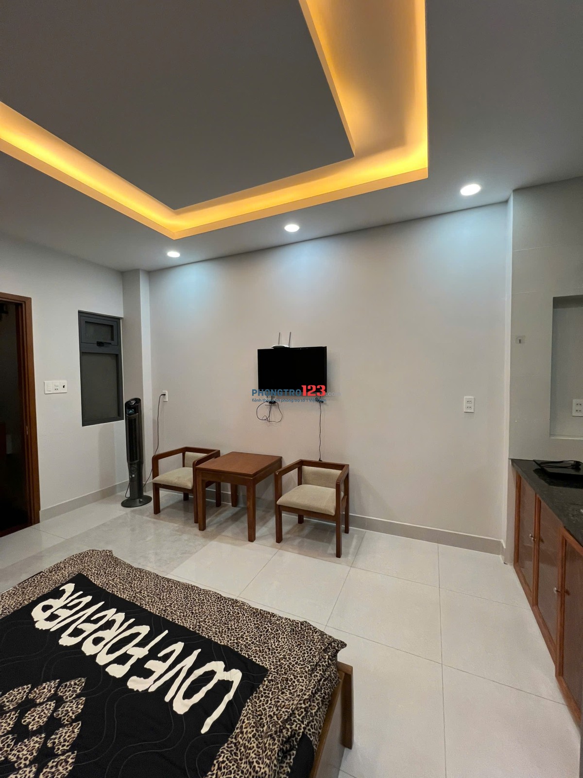 Căn Hộ Dịch Vụ - Máy Giặt Riêng, dọn phòng hàng tuần - Nơ Trang Long