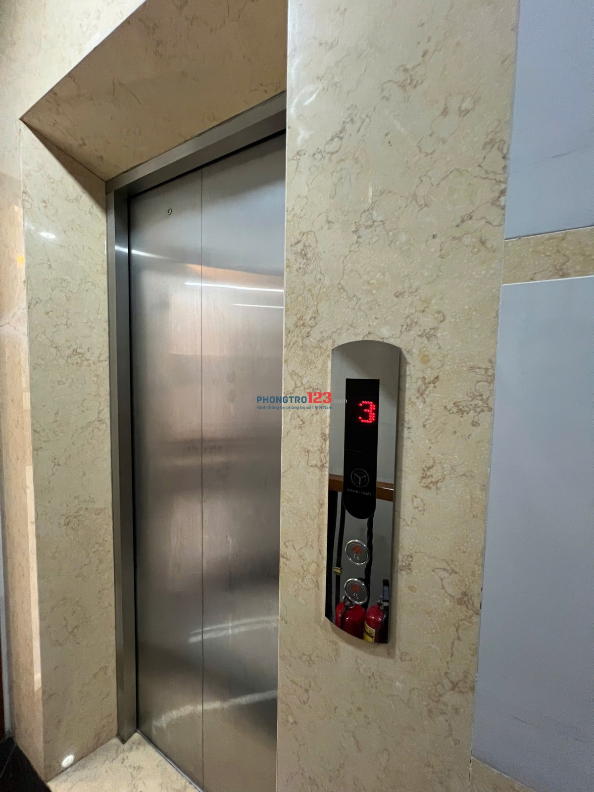 Căn Hộ Dịch Vụ - Máy Giặt Riêng, dọn phòng hàng tuần - Nơ Trang Long