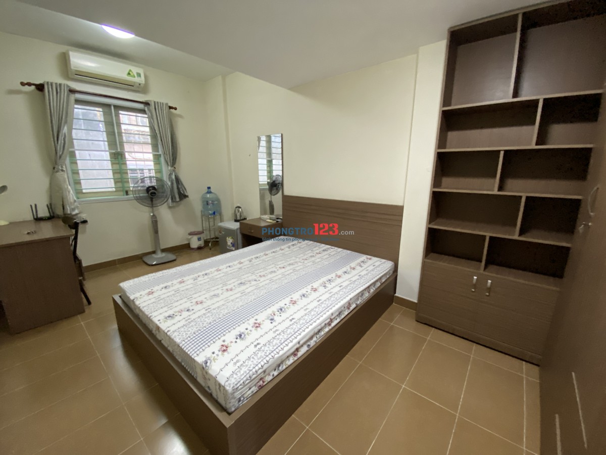 Phòng cao cấp, đầy đủ tiện nghi. Gần Đài truyền hình và trường Khoa Học Xã Hội & Nhân Văn 100 mét..