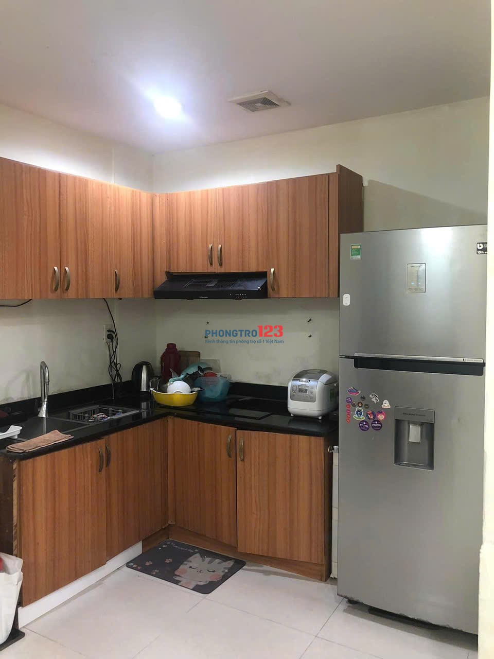 Cho thuê CC 225 Hoàng Sa, Quận 1 - 2p ngủ rộng, full nt - giá 13tr/th