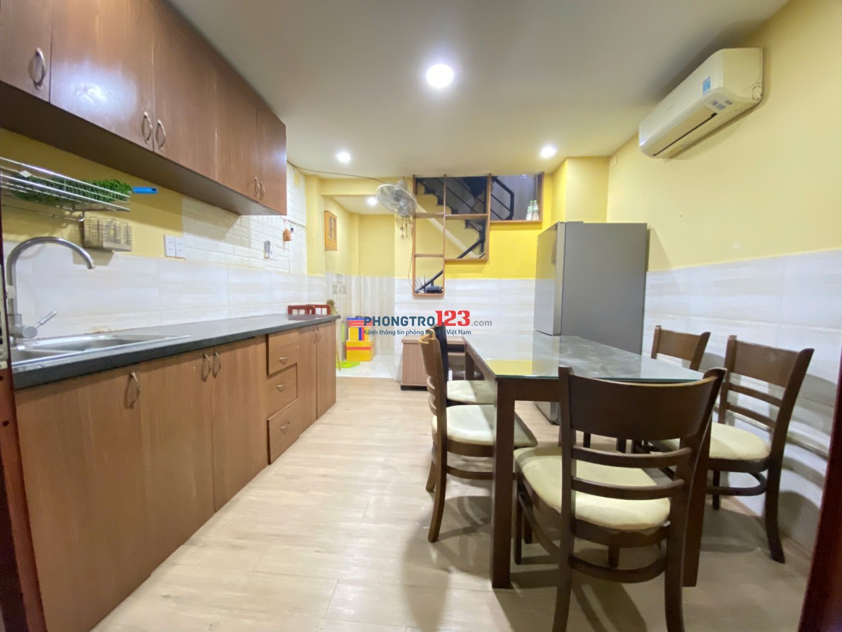 Nhà cho thuê nguyên căn đường Bùi Đình Túy, Phường 12, Bình Thạnh