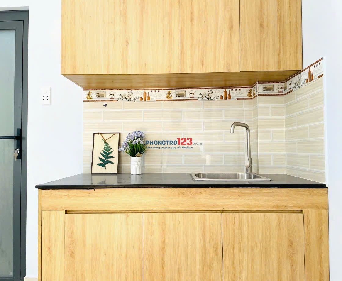 PHÒNG 30M2 CỬA SỔ Y HÌNH NGAY NGUYỄN TRI PHƯƠNG, Q10
