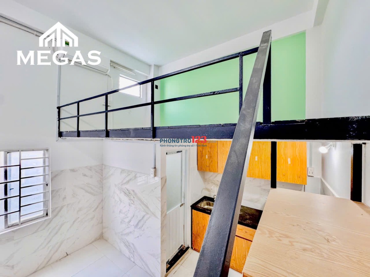 Phòng gác rộng ngay chợ Thủ Đức - Kha Vạn Cân