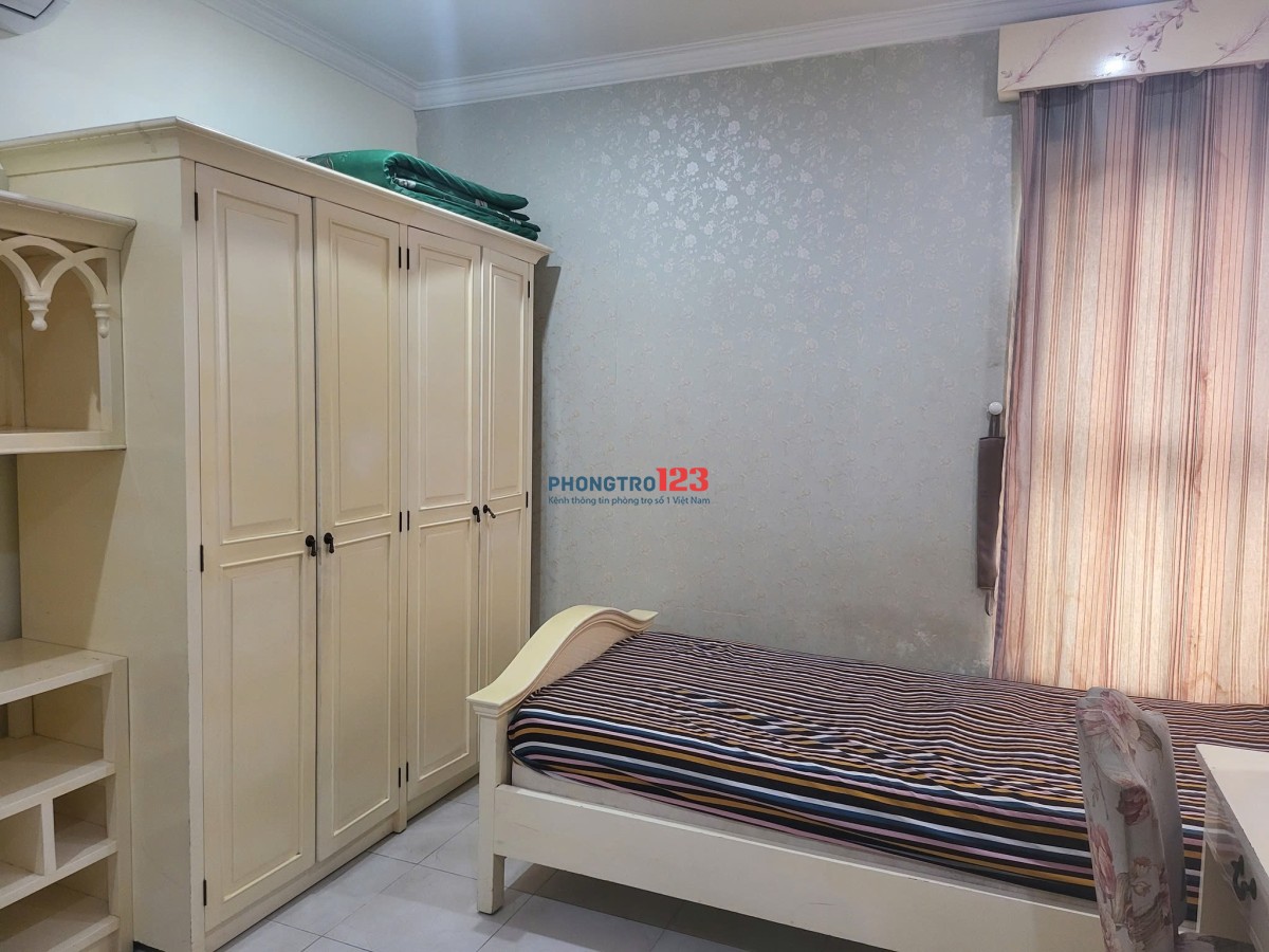 Chung cư Khải Hoàn, Lạc Long Quân, ngụ Q11 - 95m2, có 2p ngủ, 13tr/th