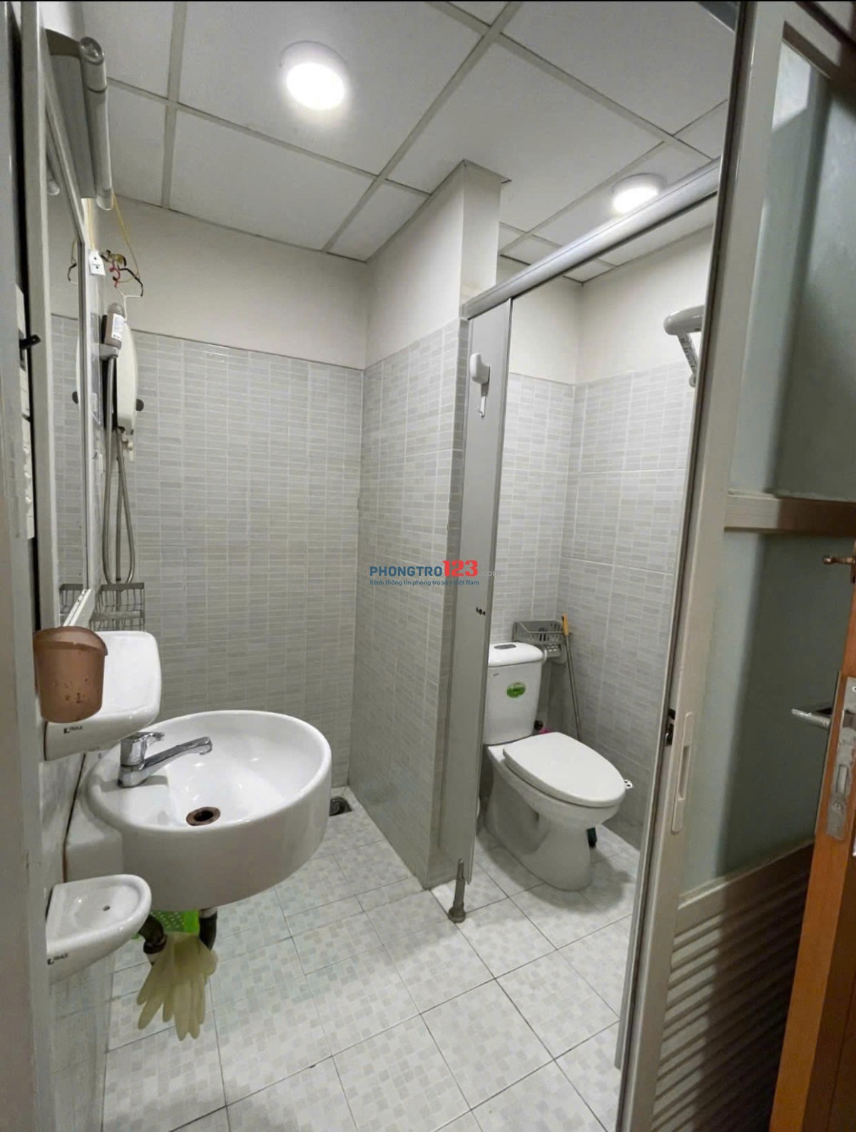 Căn hộ chung cư Screc, trường sa, P12, Q3, rộng 60m2, 1p, 10tr/th