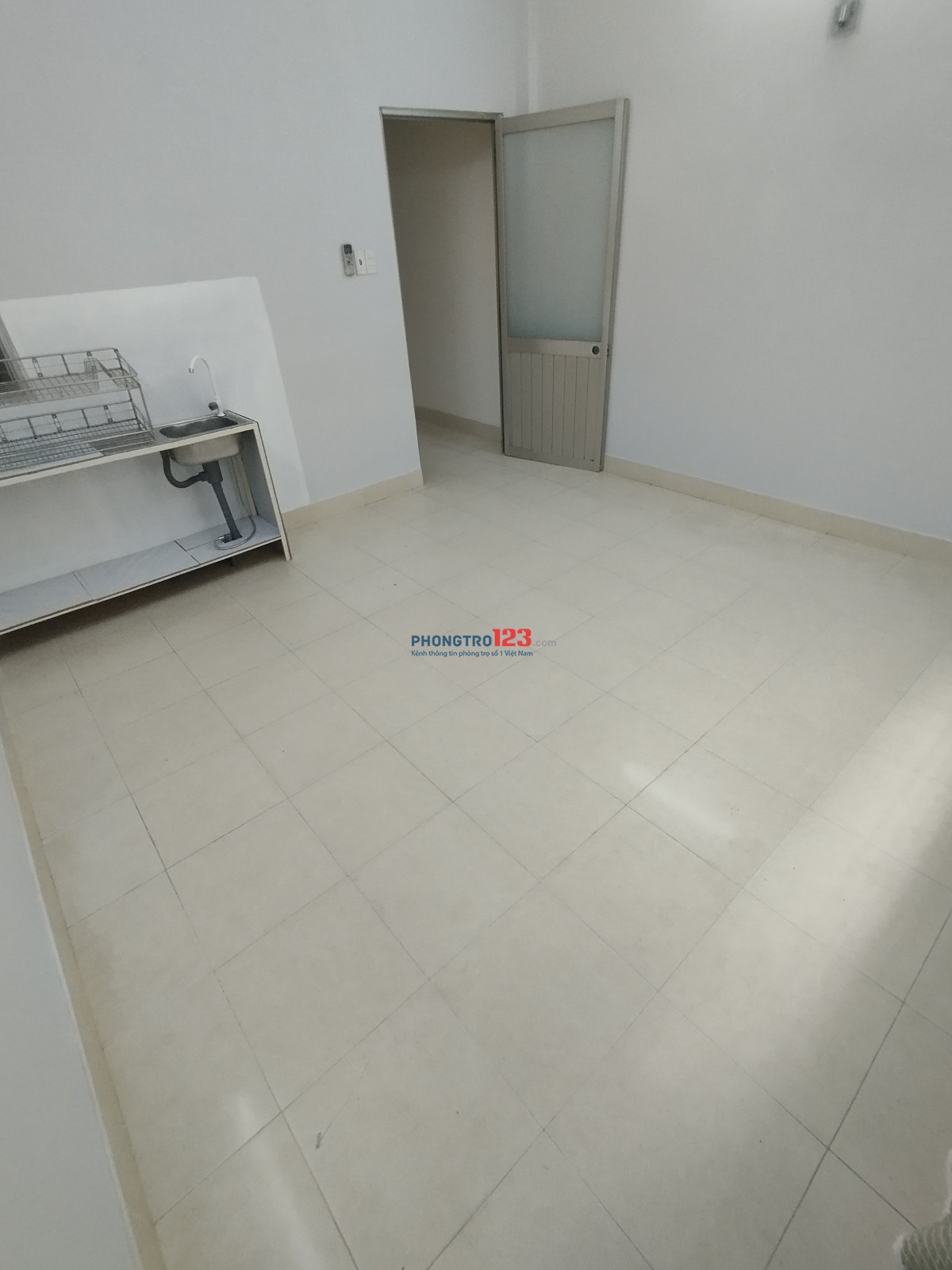 Phòng setup mới 100% Đường 102 Cao Lỗ. P4. Q8