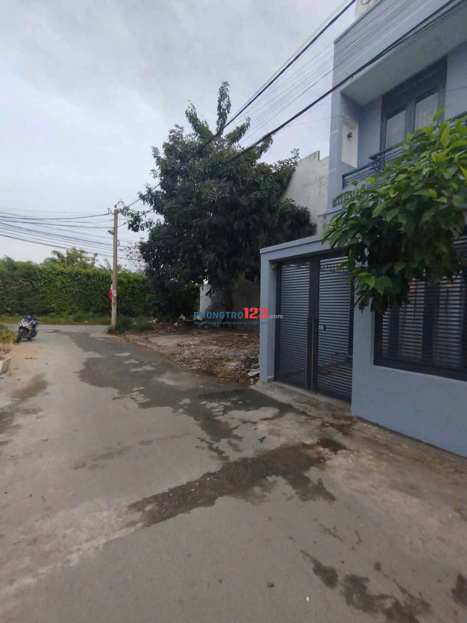 Cho thuê nhà 1 trệt 2 lầu, đường Nguyễn Thị Tư giá 7,5 triệu/tháng