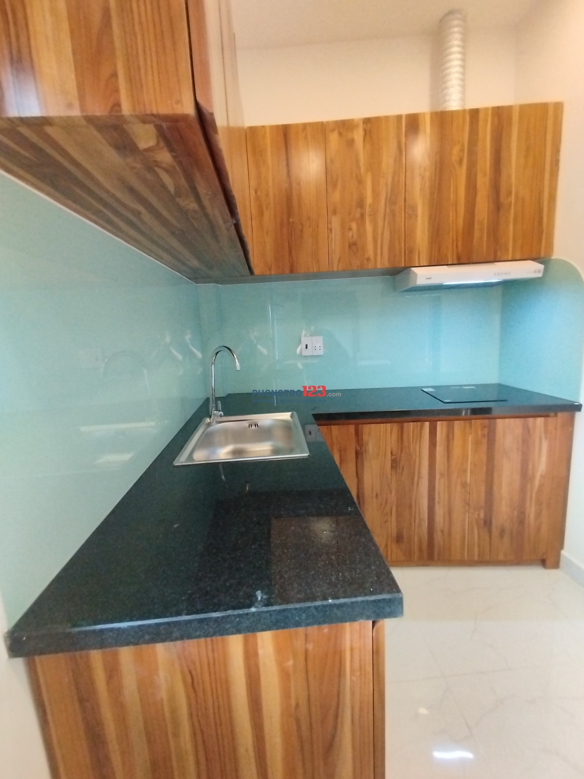 Phòng setup mới 100% đường Tạ Quang Bửu. P6. Q8