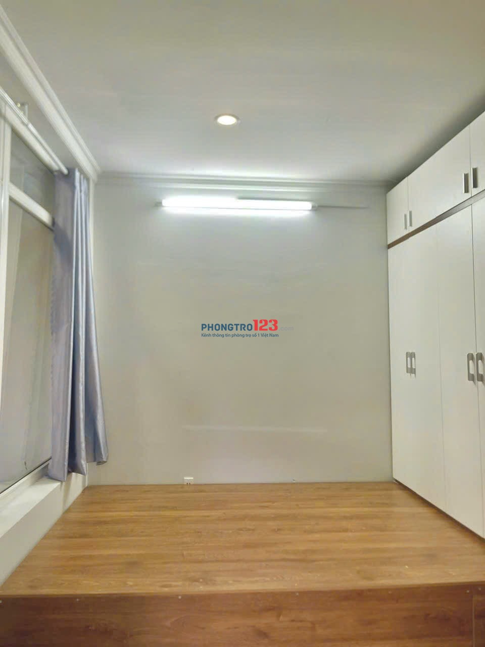  CĂN HỘ BAN CÔNG FULL NT QUẬN 10