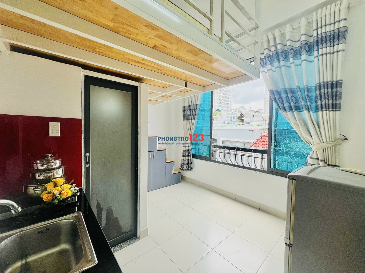 PHÒNG DUPLEX ĐẸP NGAY HÀNG XANH XVNT
